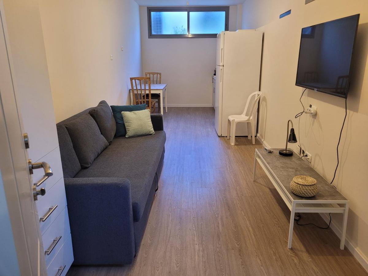 Charming Modern Country Unit For Rent Hotel Tsor'ah Bet Eksteriør billede